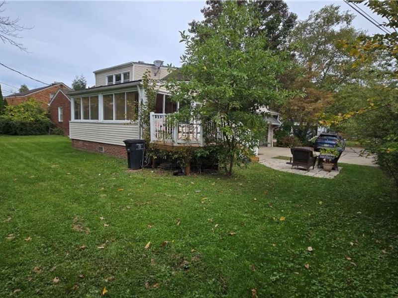 2626 Brentwood Road, Beachwood, OH 44122 Photo 3
