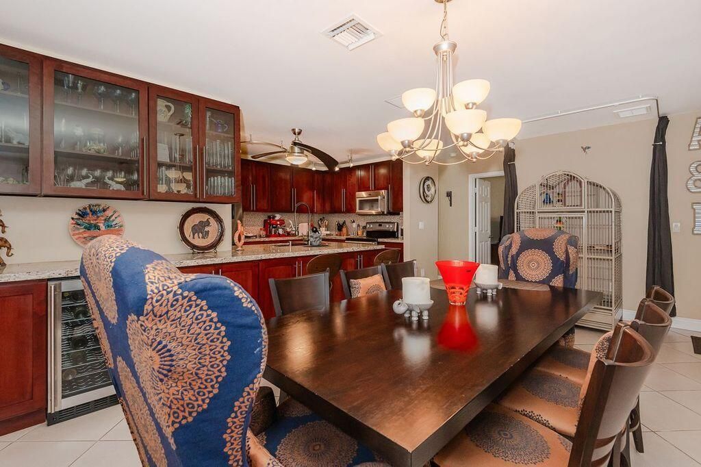3040 NW 7th Street, Fort Lauderdale, FL 33311 Photo