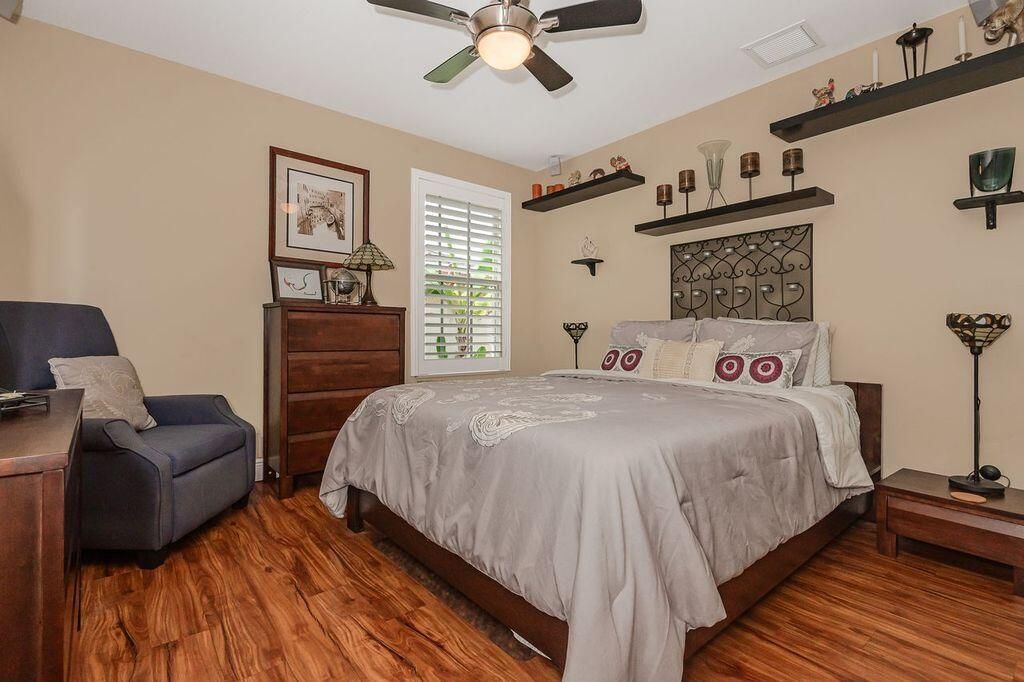 3040 NW 7th Street, Fort Lauderdale, FL 33311 Photo