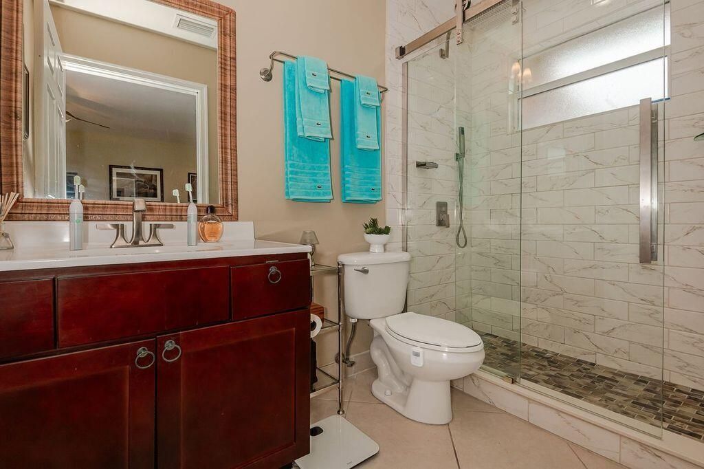 3040 NW 7th Street, Fort Lauderdale, FL 33311 Photo
