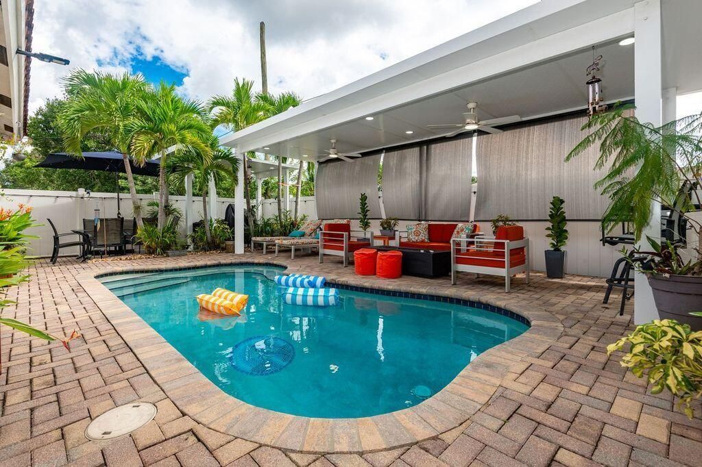 3040 NW 7th Street, Fort Lauderdale, FL 33311 Photo
