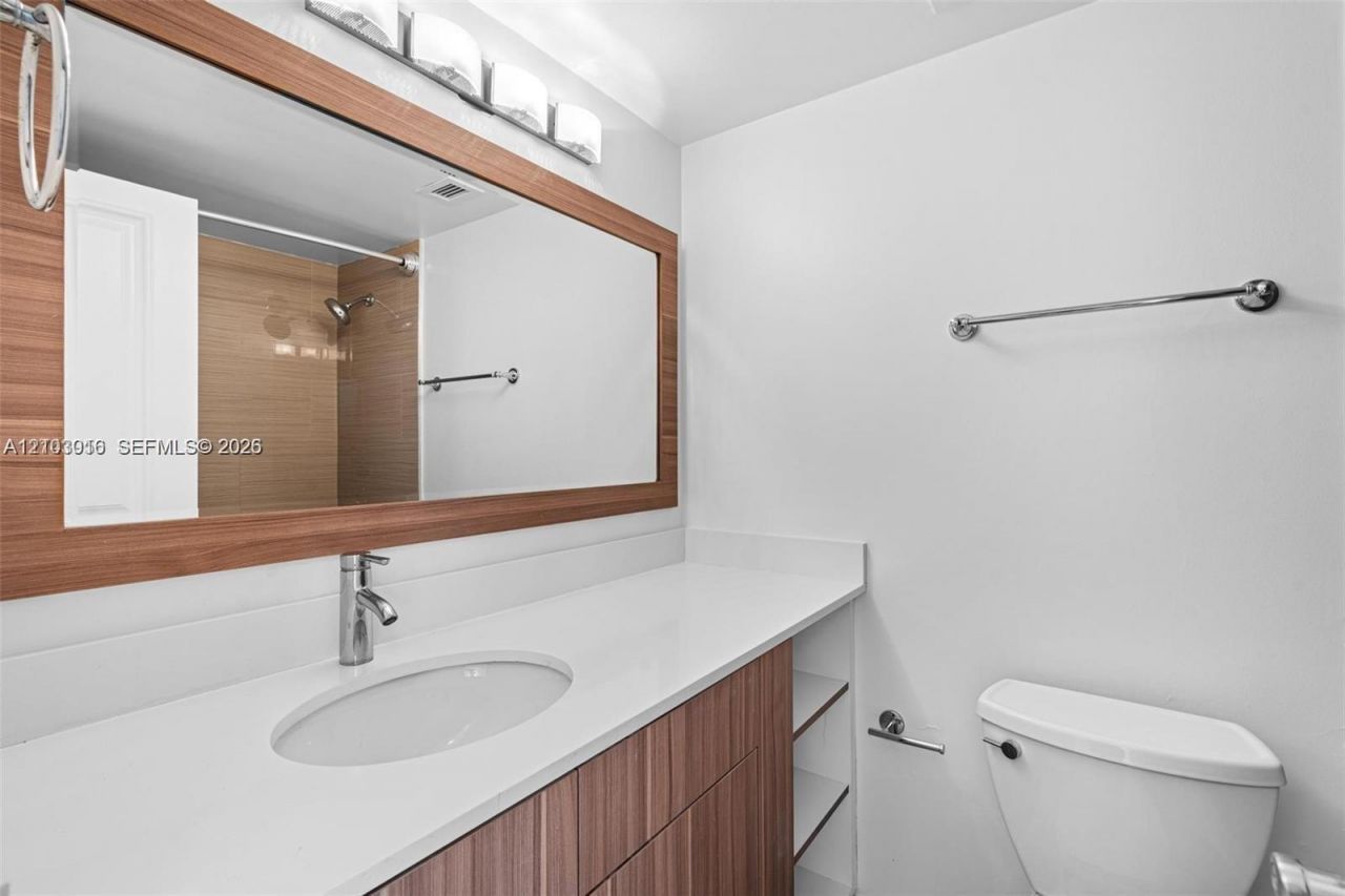 7441 Wayne Ave , Unit 10K, Miami Beach, FL 33141 Photo