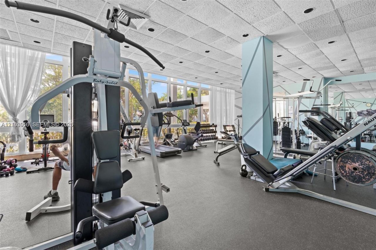 7441 Wayne Ave , Unit 10K, Miami Beach, FL 33141 Photo
