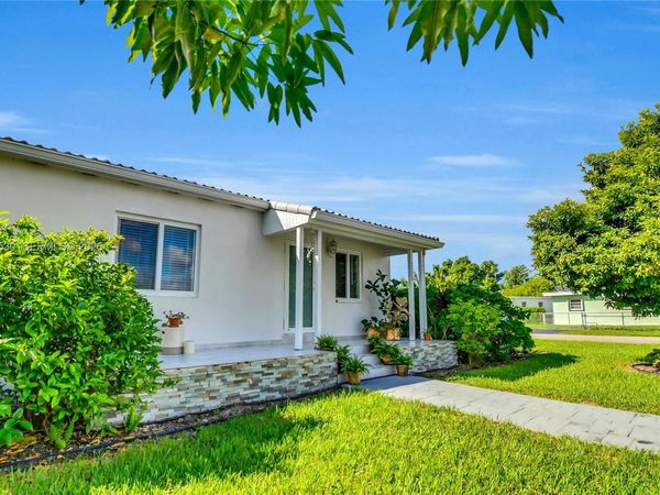 7330 SW 17th Ter , Miami, FL 33155