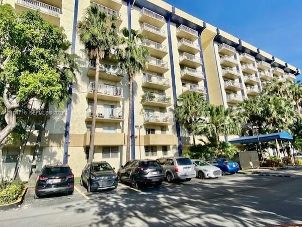 801 NW 47th Ave , Unit 915W, Miami, FL 33126