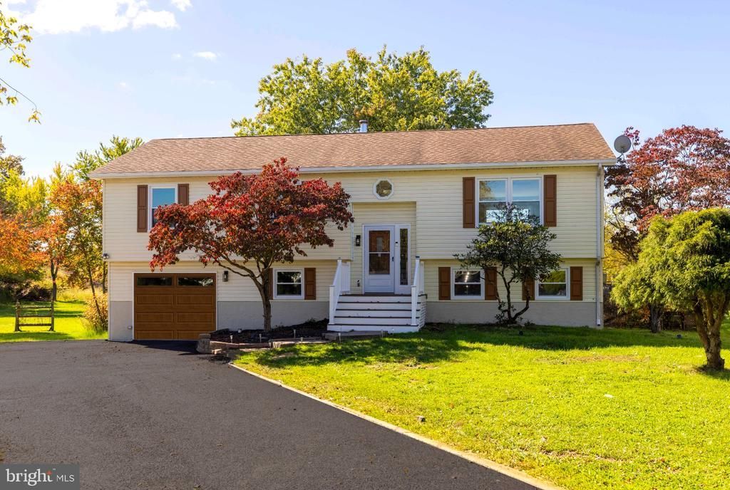 226 AUBREY DRIVE, QUAKERTOWN, PA 18951