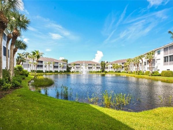 795 Bentwater CIR, Unit 202, NAPLES, FL 34108