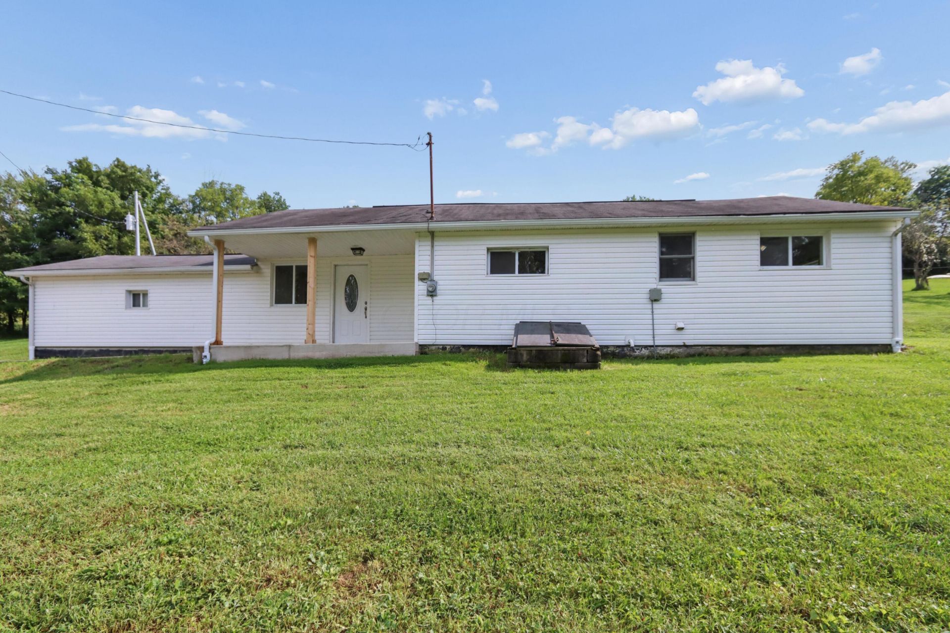 17380 Texas Road Se, Heath, OH 43056 Main Photo
