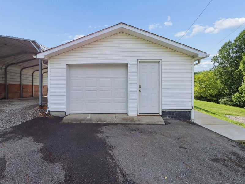 17380 Texas Road SE, Heath, OH 43056 Photo 23