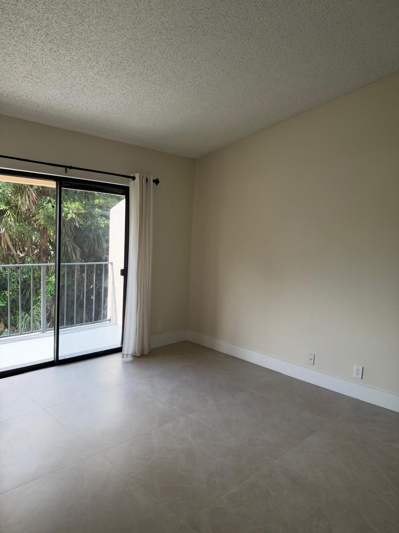 700 Nottingham Circle, Unit F, Greenacres, FL 33463 Photo