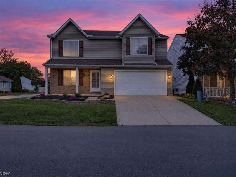 1115 Oxford Circle, Akron, OH 44312 Photo 2