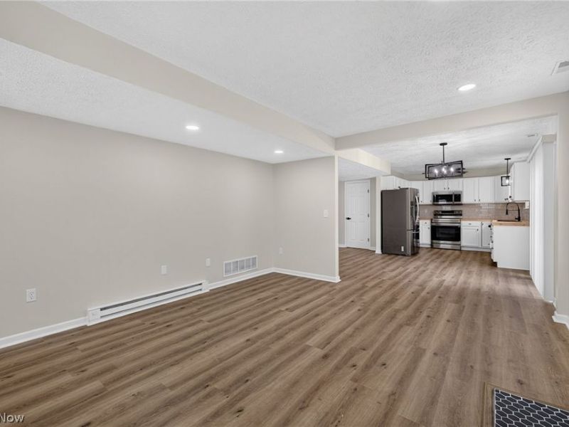 1115 Oxford Circle, Akron, OH 44312 Photo 23