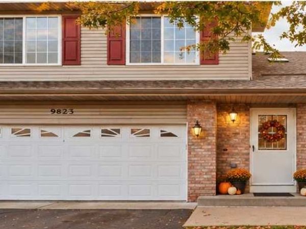9823 Hamlet Lane S, Cottage Grove, MN 55016
