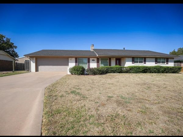3601 W Prairie Drive, Altus, OK 73521