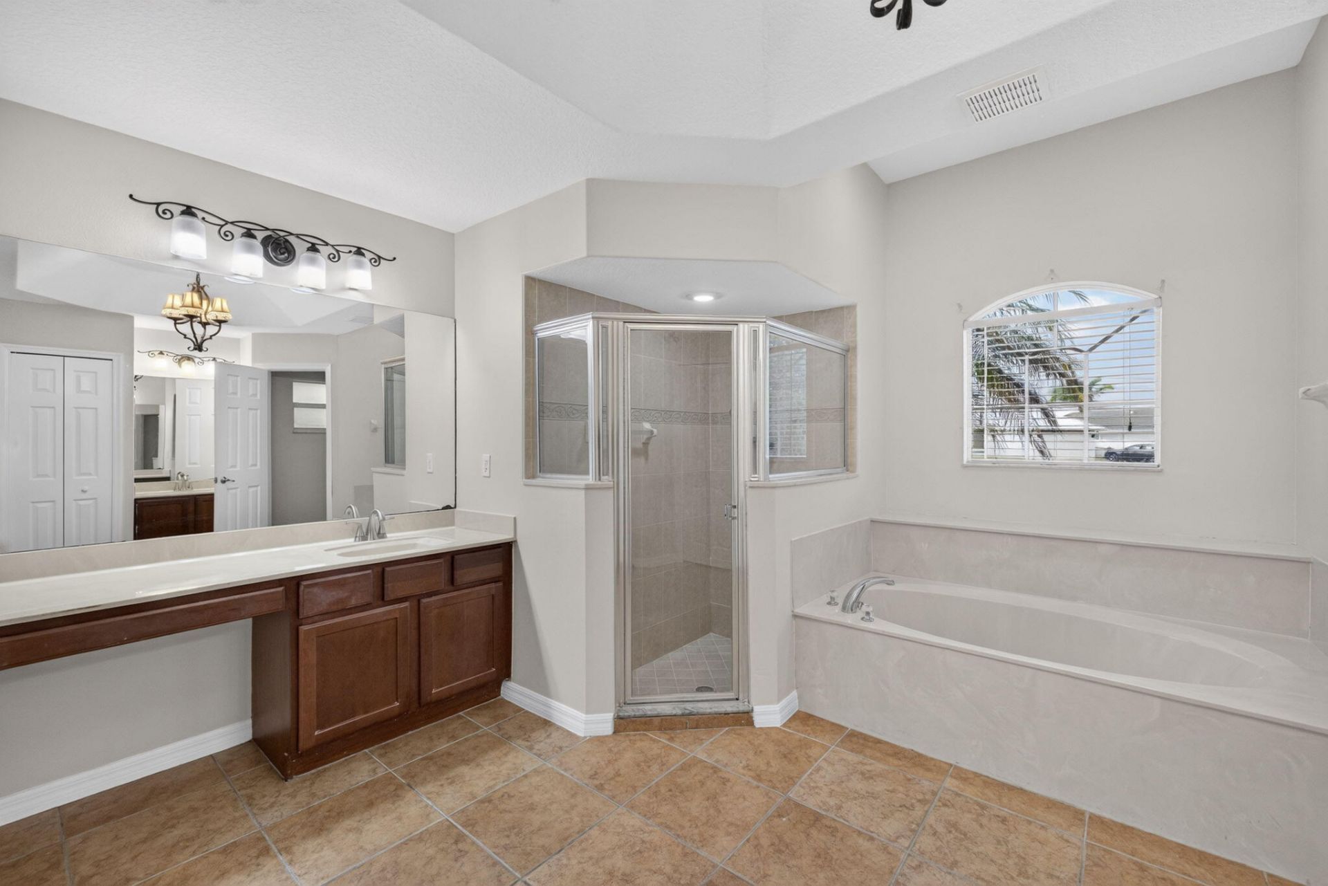 6119 NW Gause Avenue, Port Saint Lucie, FL 34986 Photo