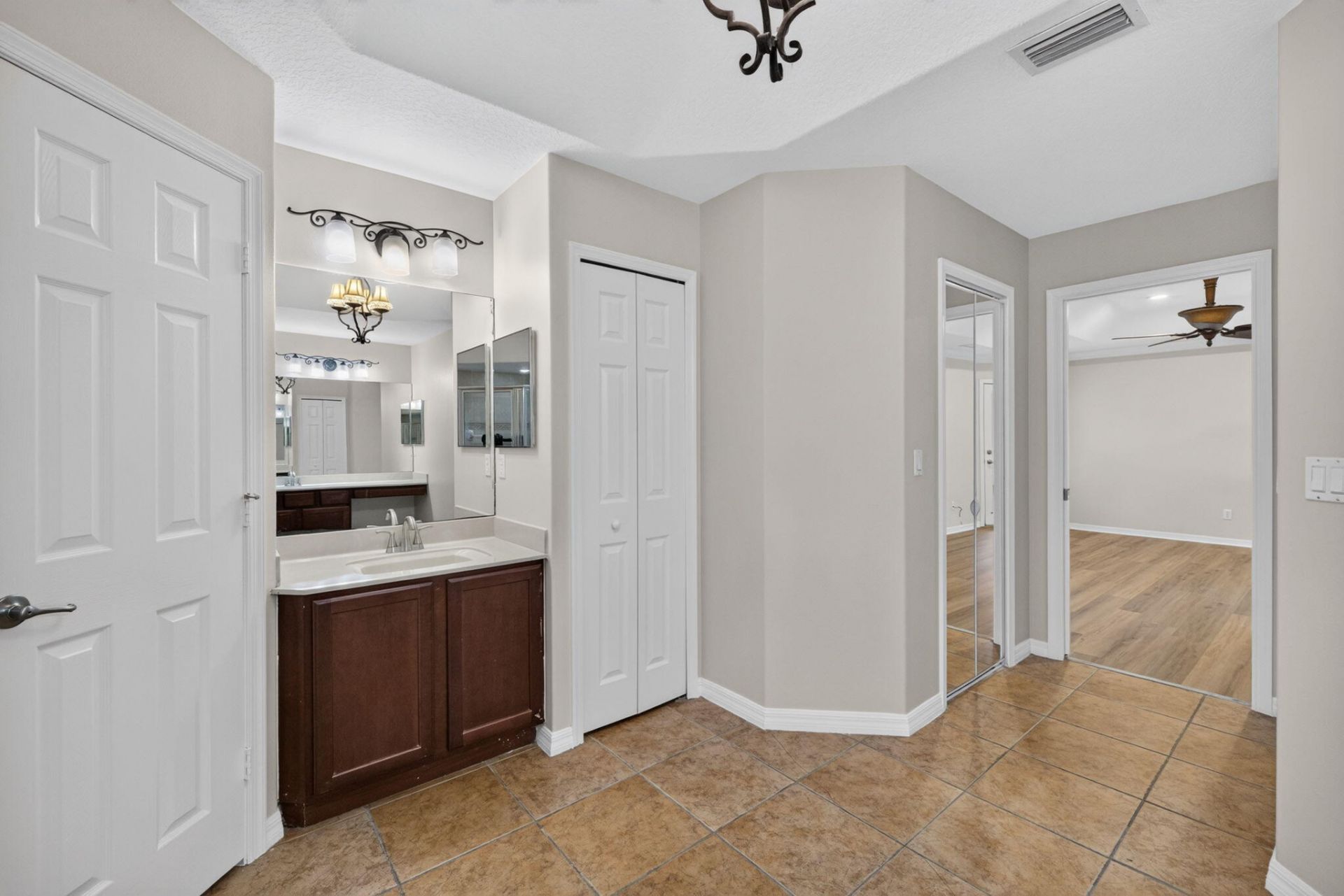 6119 NW Gause Avenue, Port Saint Lucie, FL 34986 Photo