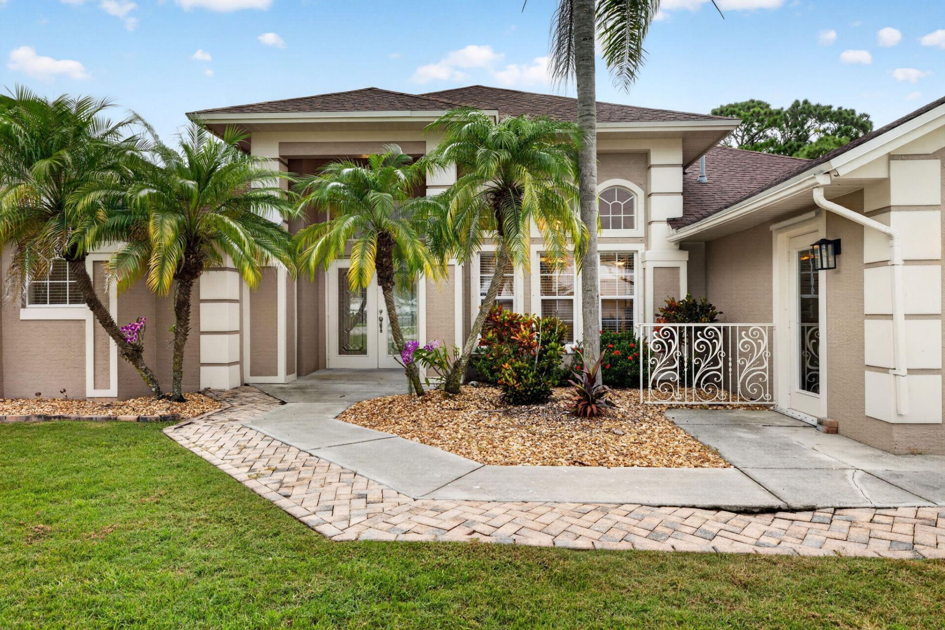 6119 NW Gause Avenue, Port Saint Lucie, FL 34986 Photo