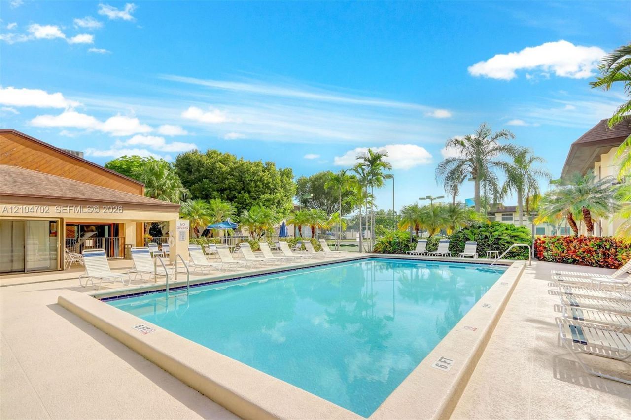 7905 SW 86th St , Unit #628, Miami, FL 33143 Photo