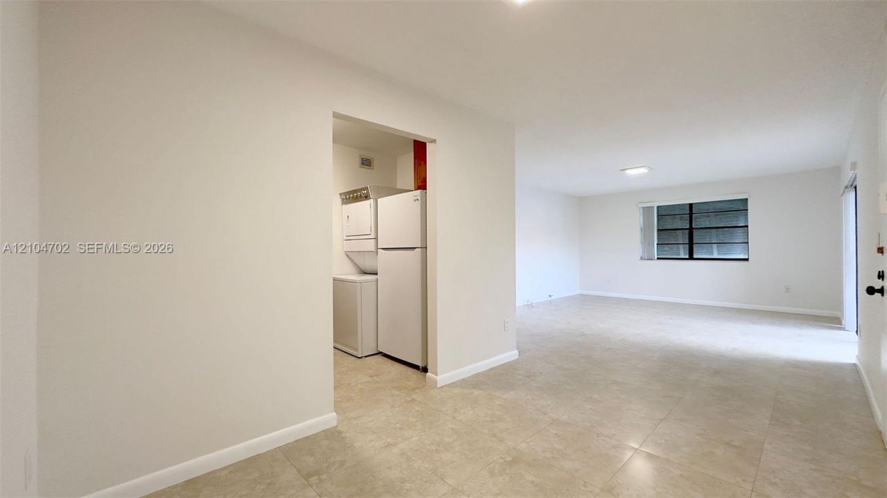 7905 SW 86th St , Unit #628, Miami, FL 33143 Photo