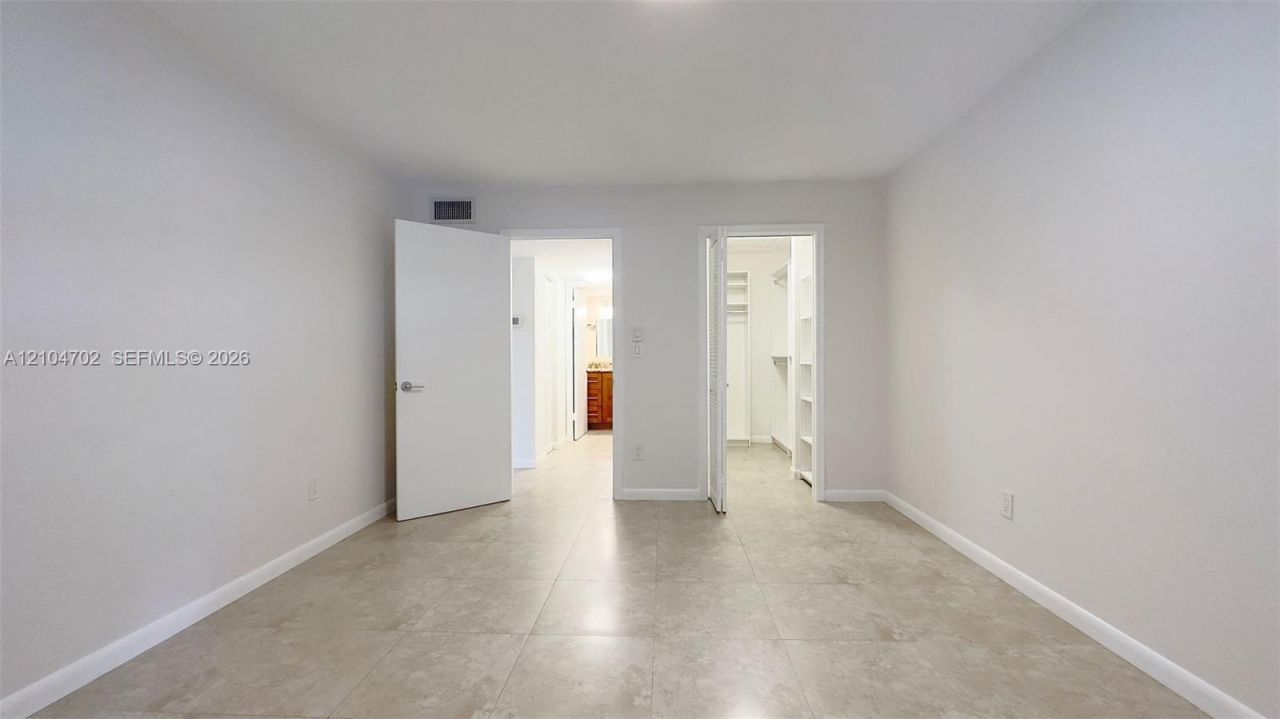 7905 SW 86th St , Unit #628, Miami, FL 33143 Photo
