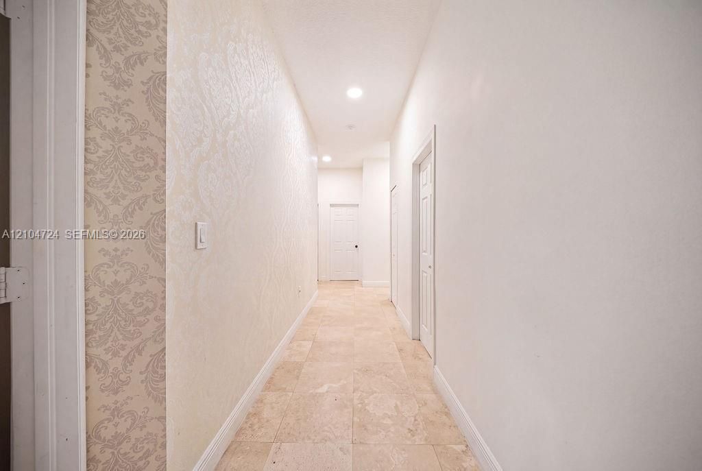 5750 SW 67th Ave , Miami, FL 33143 Photo