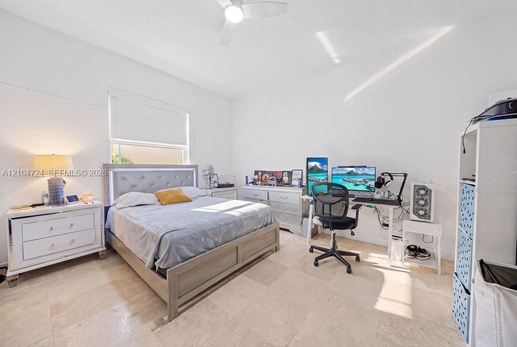 5750 SW 67th Ave , Miami, FL 33143 Photo