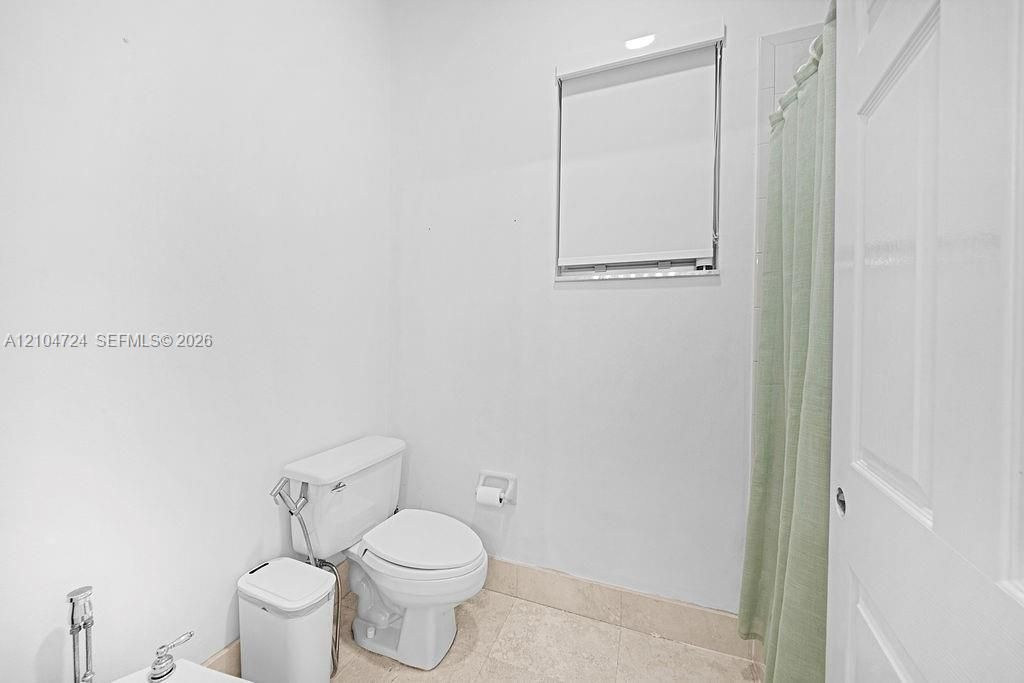 5750 SW 67th Ave , Miami, FL 33143 Photo
