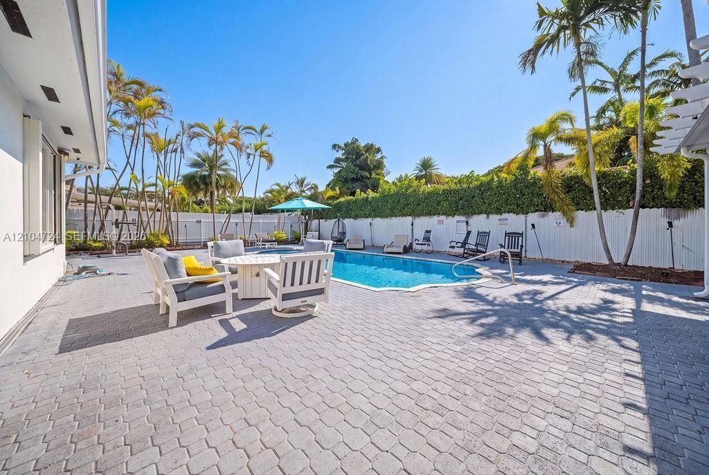 5750 SW 67th Ave , Miami, FL 33143 Photo