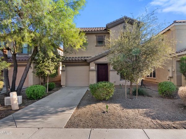 6425 W HARWELL Road, Laveen, AZ 85339