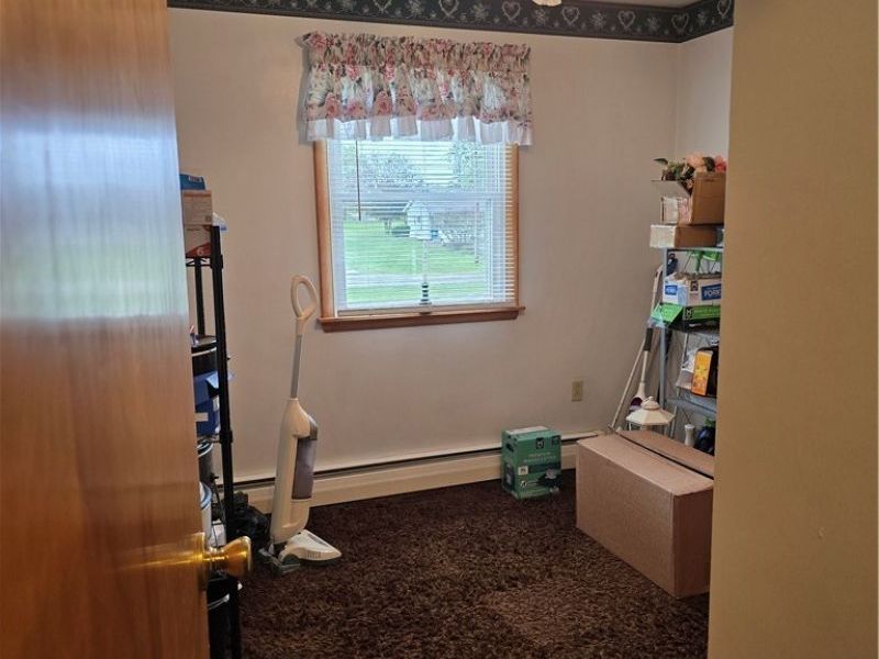 10004 Mccallum Avenue NE, Alliance, OH 44601 Photo 13