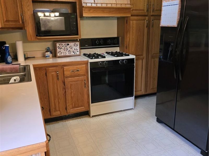 10004 Mccallum Avenue NE, Alliance, OH 44601 Photo 17