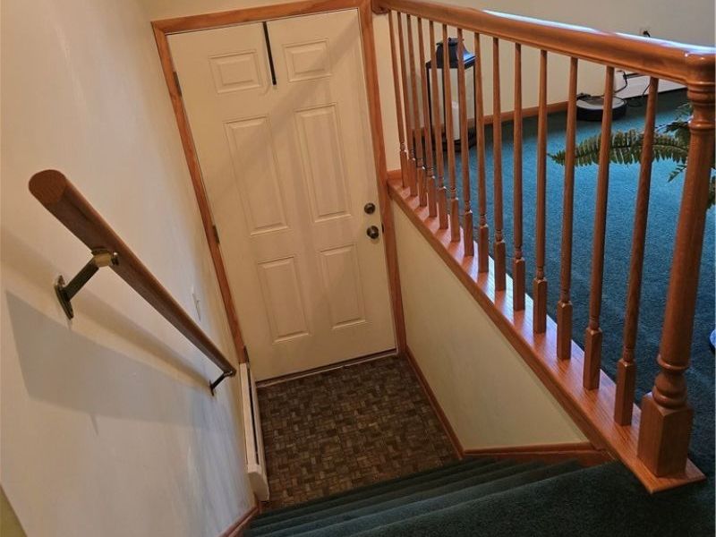 10004 Mccallum Avenue NE, Alliance, OH 44601 Photo 7