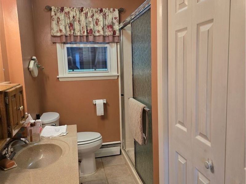 10004 Mccallum Avenue NE, Alliance, OH 44601 Photo 8