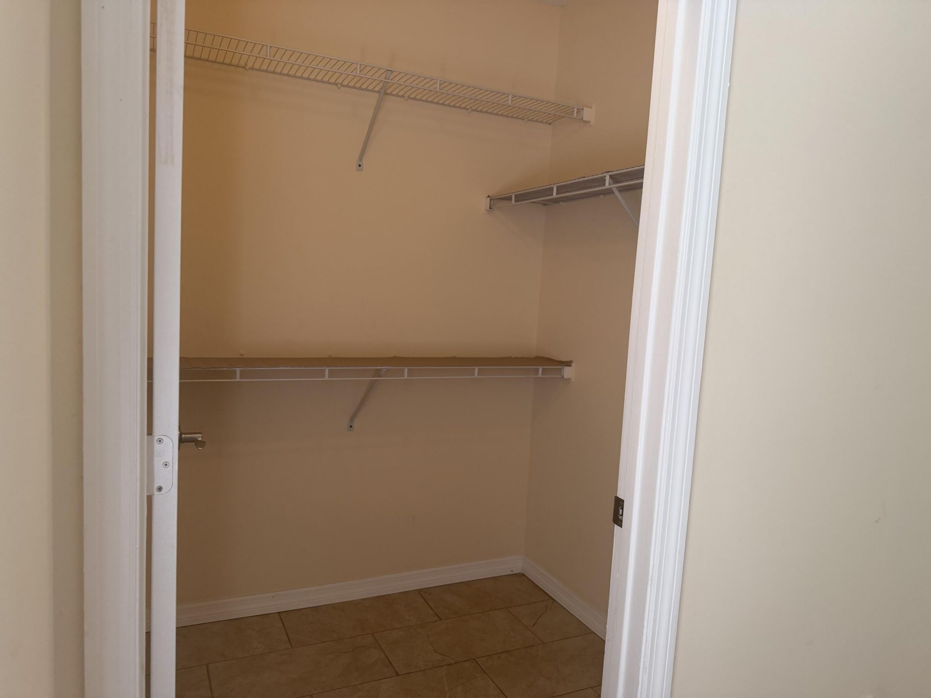 10282 S Fox Trail Road S, Unit 214, Royal Palm Beach, FL 33411 Photo