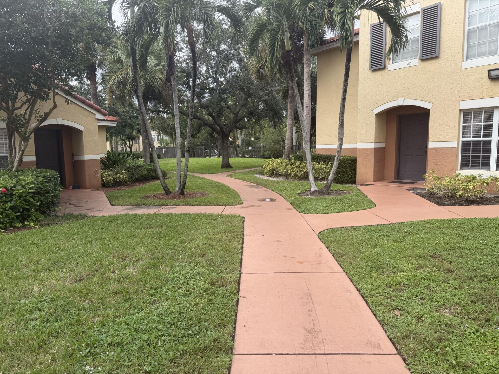 10282 S Fox Trail Road S, Unit 214, Royal Palm Beach, FL 33411 Photo