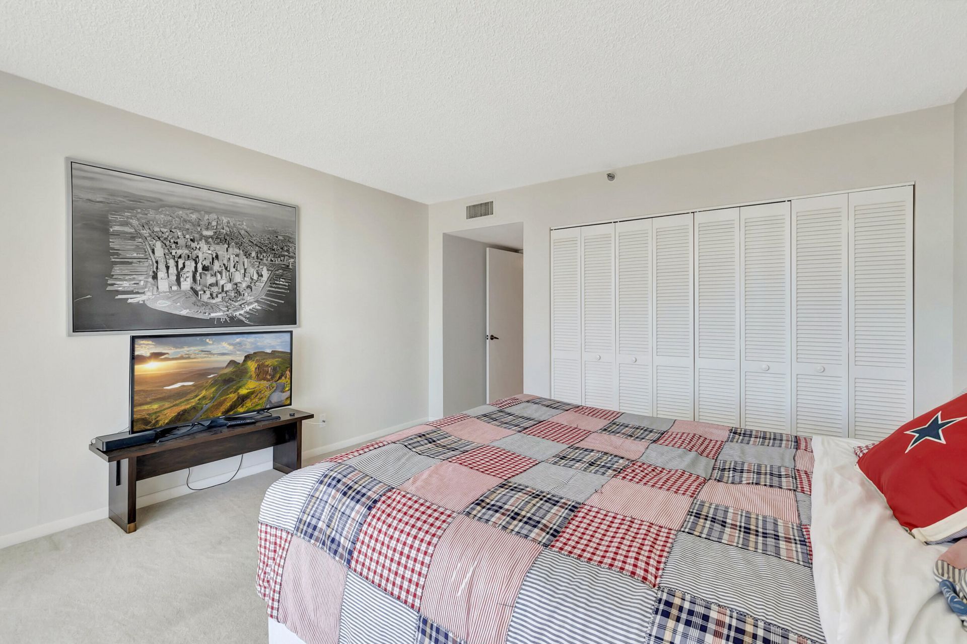 4740 S Ocean Boulevard, Unit 1415, Highland Beach, FL 33487 Photo