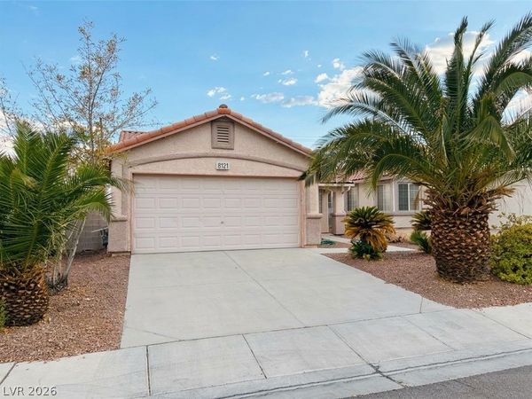 8121 Chambersberg Street , Las Vegas, NV 89147