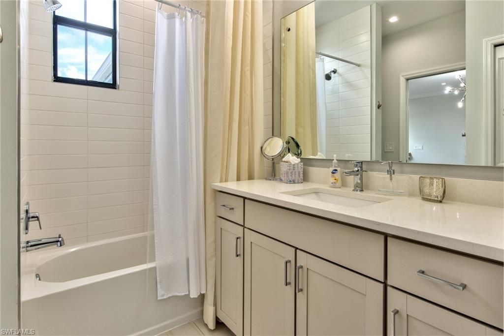 7384 Rockefeller Dr , Naples, FL 34119 Photo