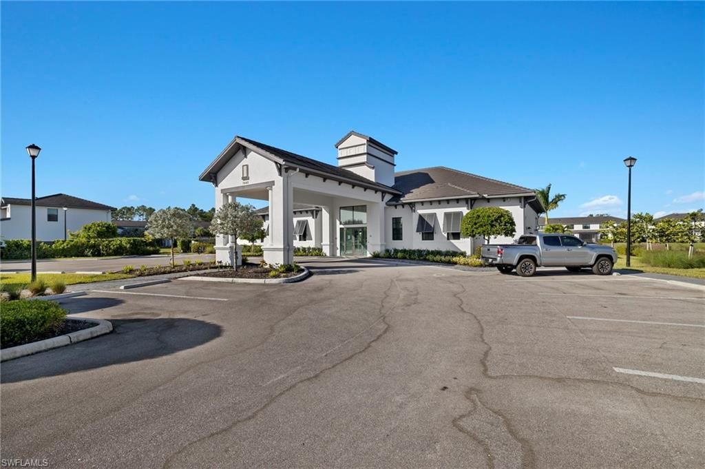 7384 Rockefeller Dr , Naples, FL 34119 Photo