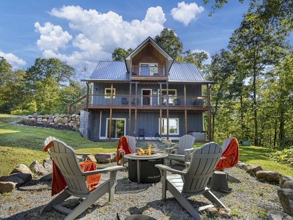 1320 Mountain Ash Way , Sevierville, TN 37876