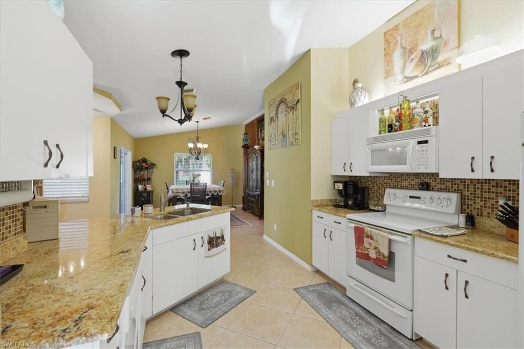 1371 17th St Sw, Naples, FL 34117 Photo