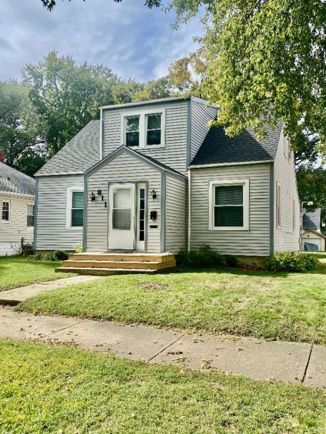 811 S Elm Avenue, Kankakee, IL 60901 Main Photo
