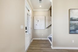 104 Cascade Dr. photo 4