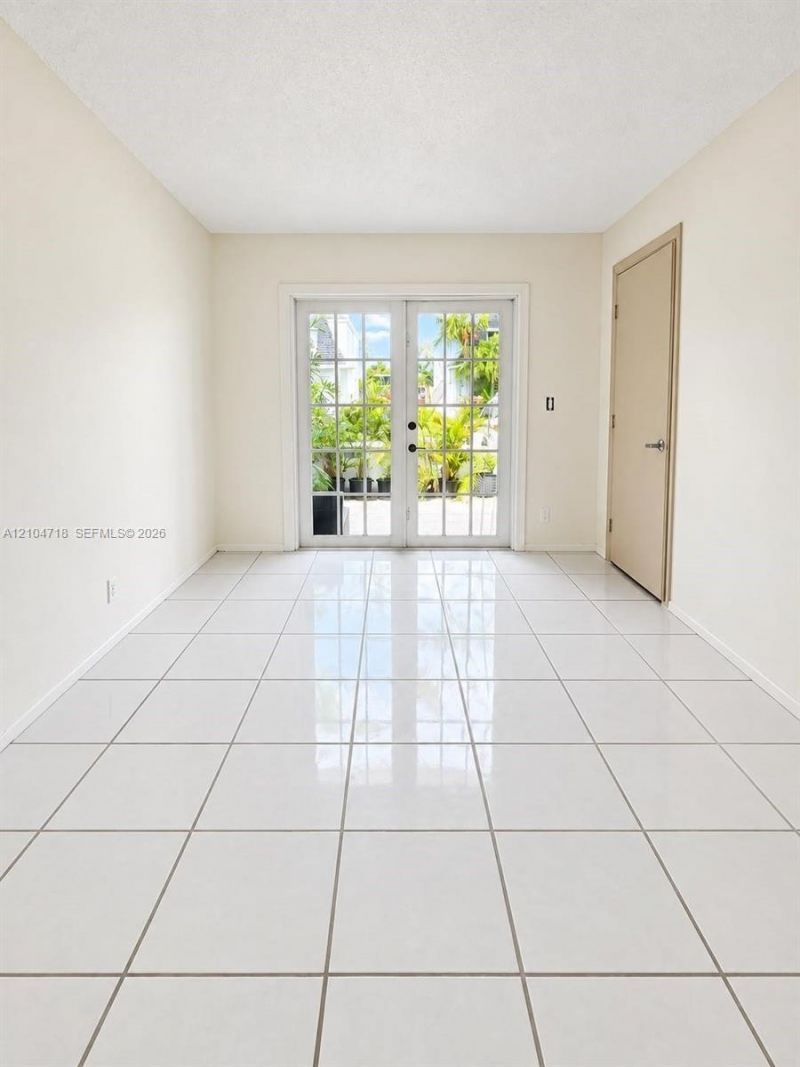 712 NE 26th Ave , Unit 712, Hallandale Beach, FL 33009 Photo