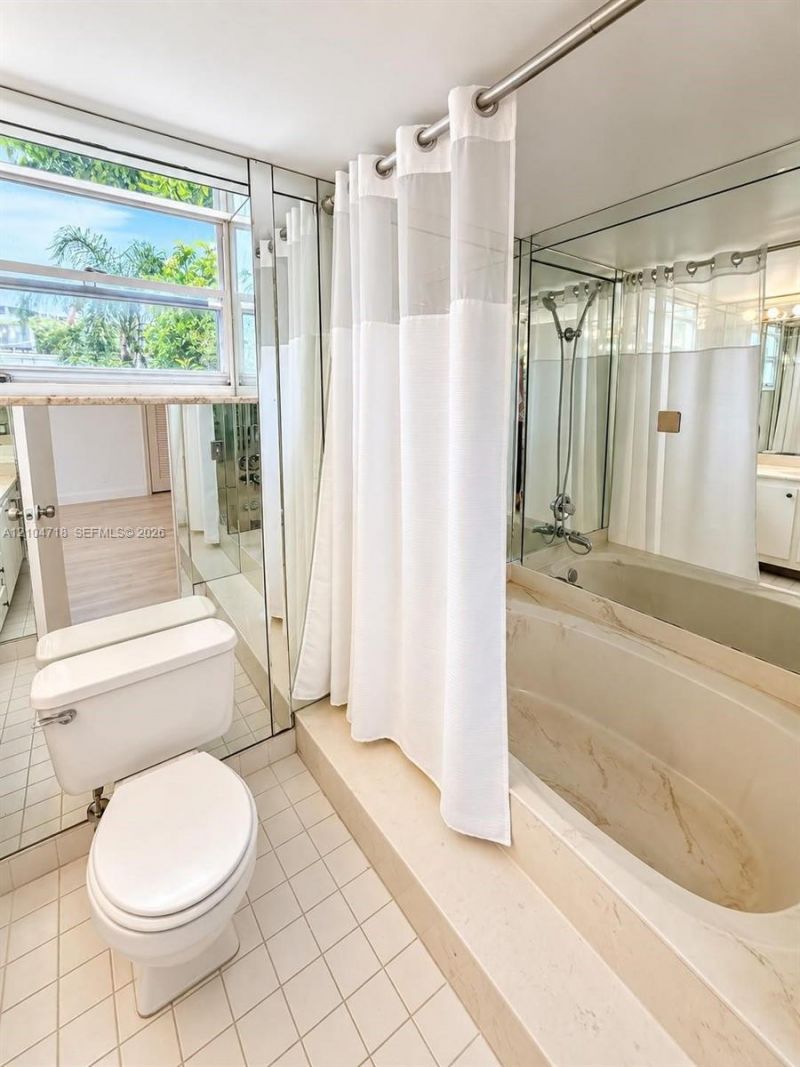 712 NE 26th Ave , Unit 712, Hallandale Beach, FL 33009 Photo