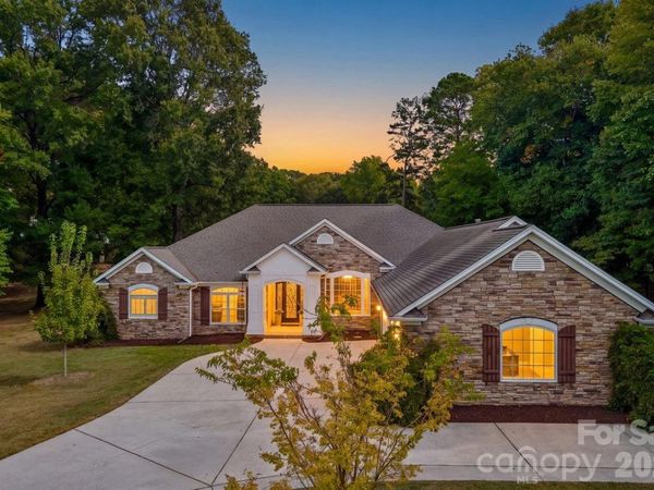 5329 Kuykendall Road, Charlotte, NC 28270