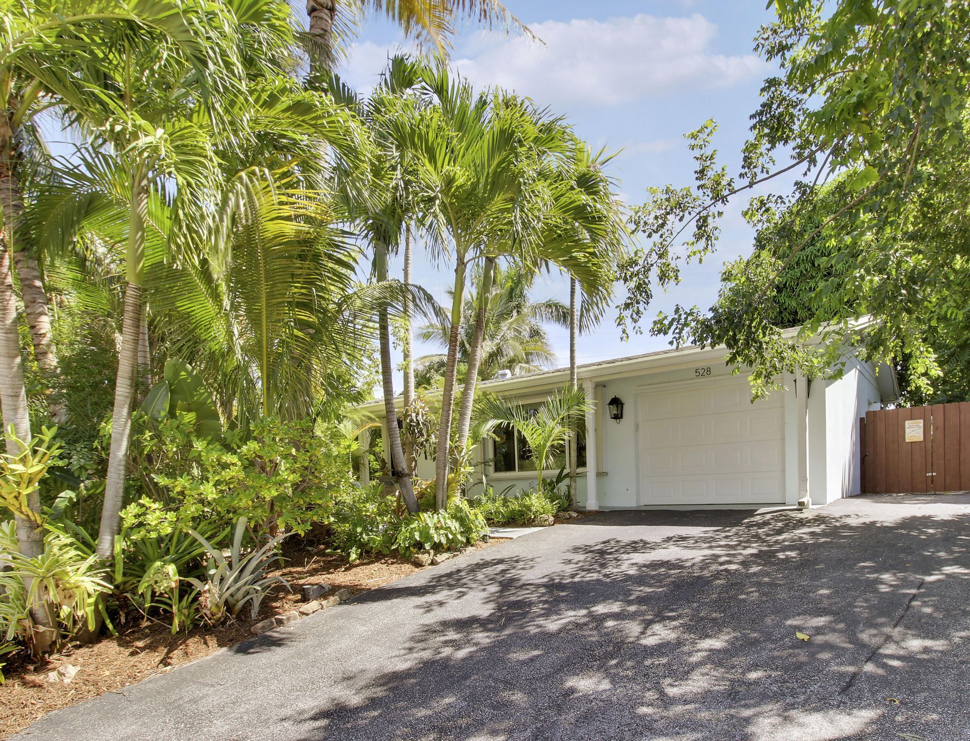 528 Driftwood Road, North Palm Beach, FL 33408 Photo
