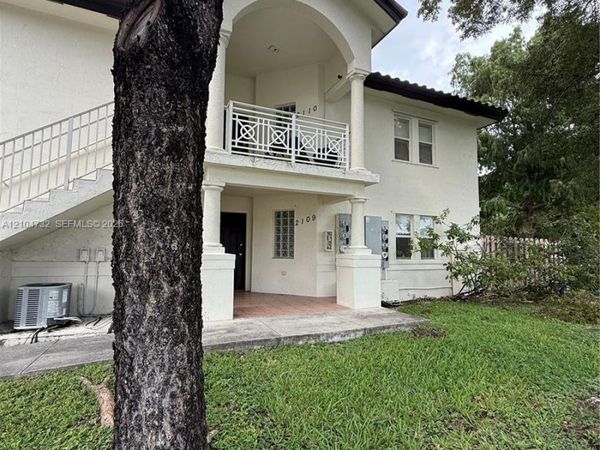 11121 NW 89th Ter , Unit 2109, Doral, FL 33178