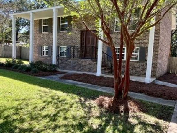 1014 Caroline Avenue, Daphne, AL 36526