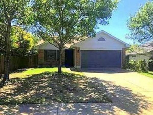 2200 Larston LN , Cedar Park, TX 78613
